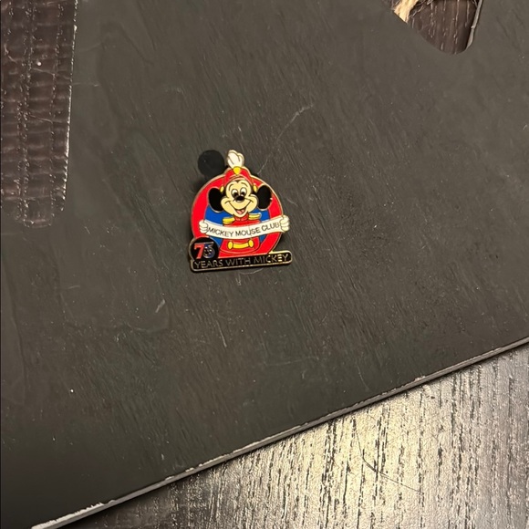 Disney Mickey Mouse Club Pin - Red and Black - Picture 1 of 2